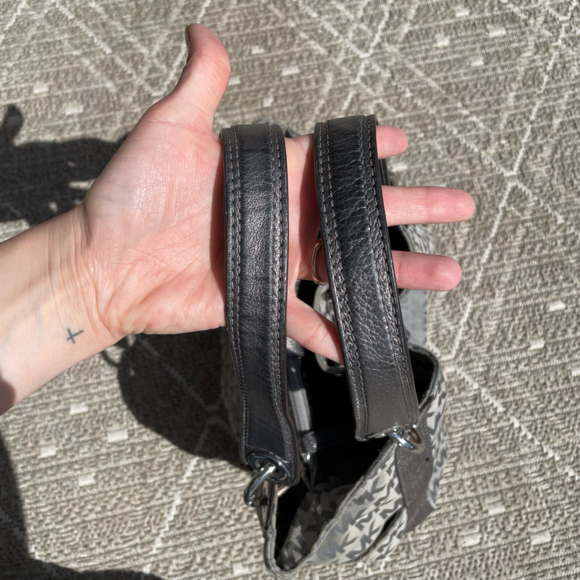 Michael Kors MK gray Drawstring Shoulder bag - Picture 9 of 10